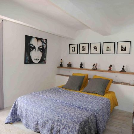 Appartement Dans Le Ciel Tourtour Eksteriør billede