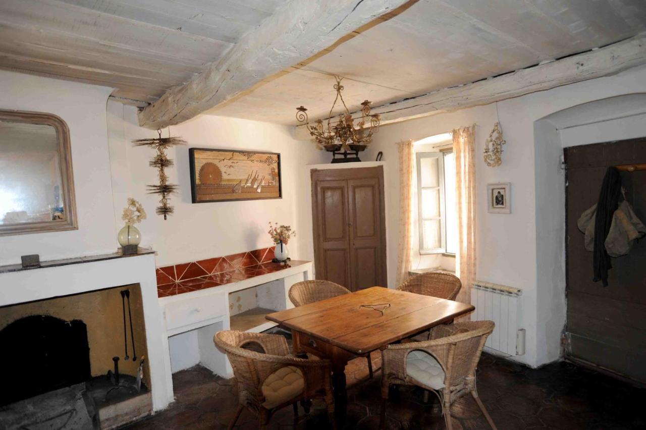 Appartement Dans Le Ciel Tourtour Eksteriør billede